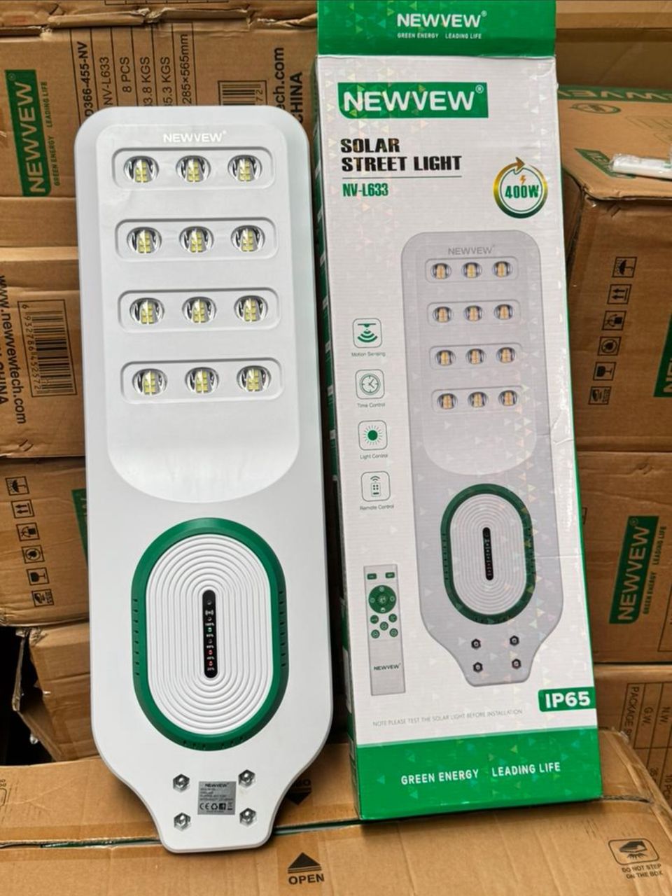 ☀️ Lampe solaire Newvew NV-L633 400W 💡